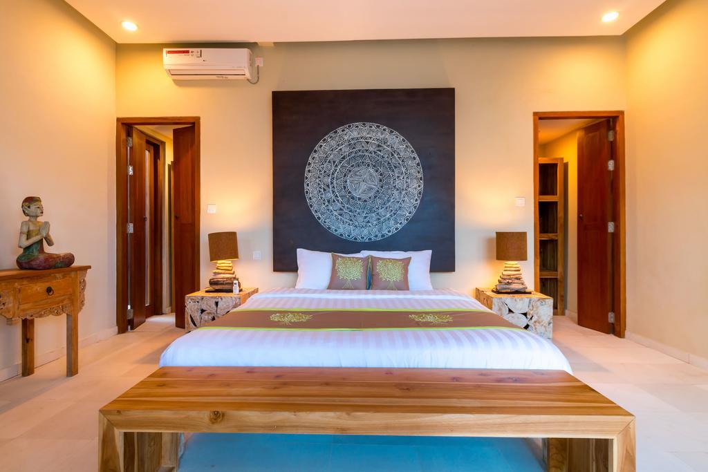 Eden Villa *