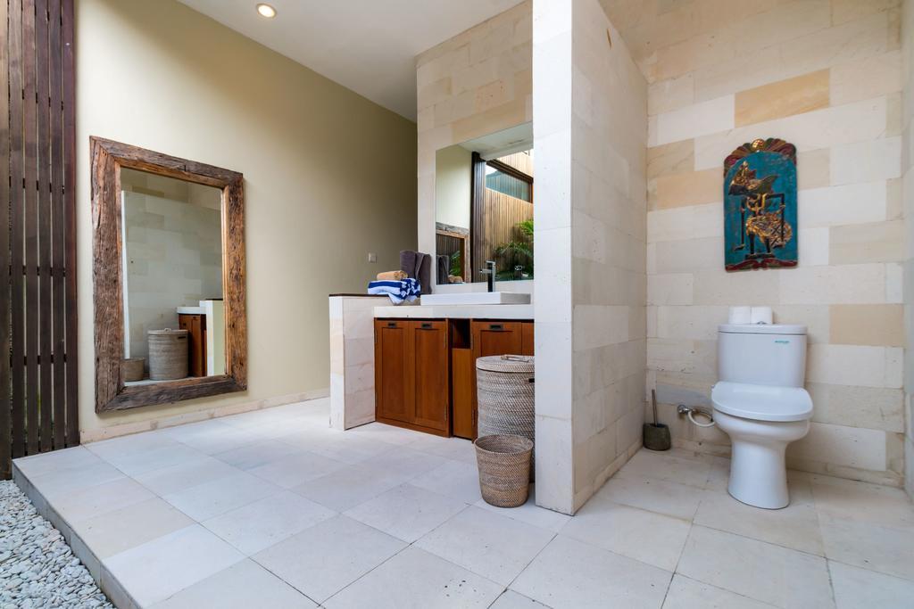 Eden Villa *
